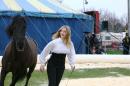 esquisse equestre 6 * 4368 x 2912 * (5.1MB)